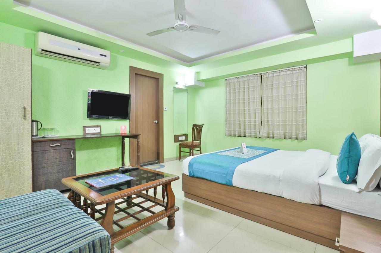 Oyo 4161 Hotel Shailly Inn أحمد أباد المظهر الخارجي الصورة